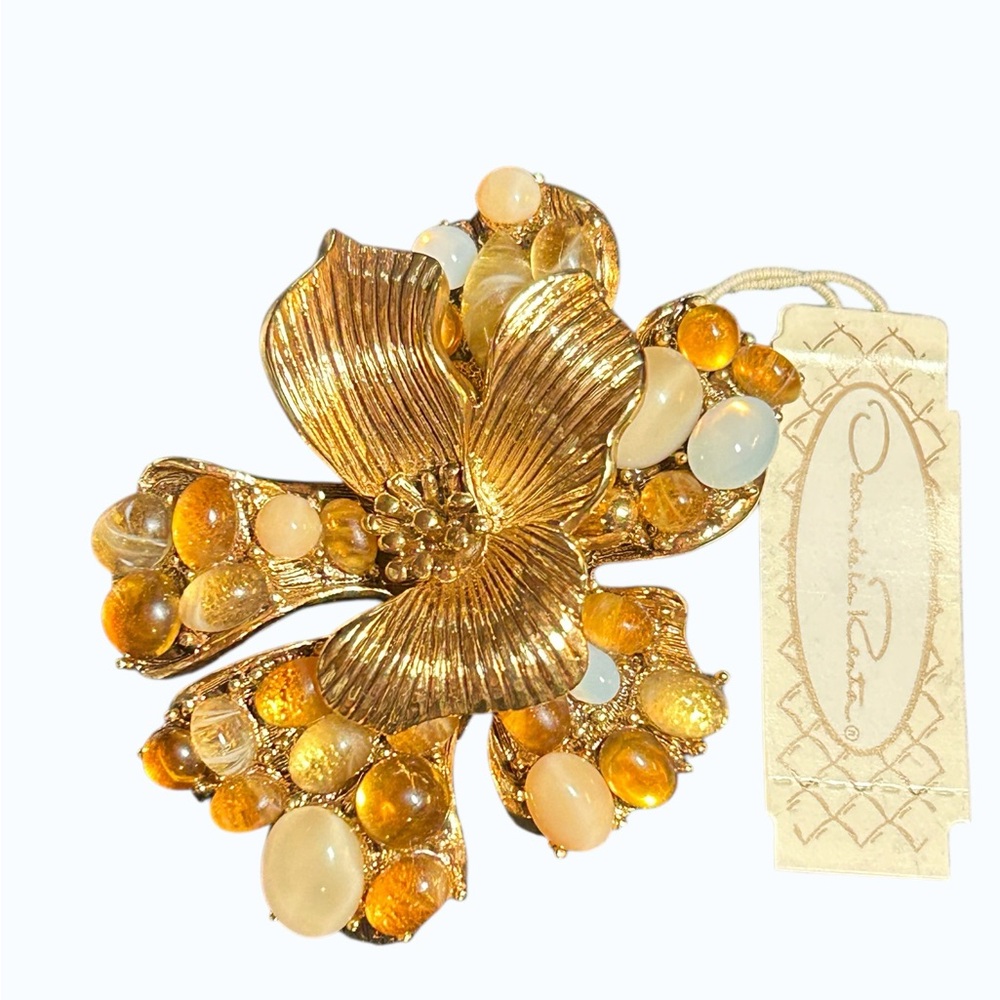 Vintage Oscar de la Renta Gold Tone Floral Brooch Opaline Amber Cabochons NOS